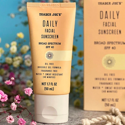 Daily Facial Sunscreen SPF 40 (Trader Joes)